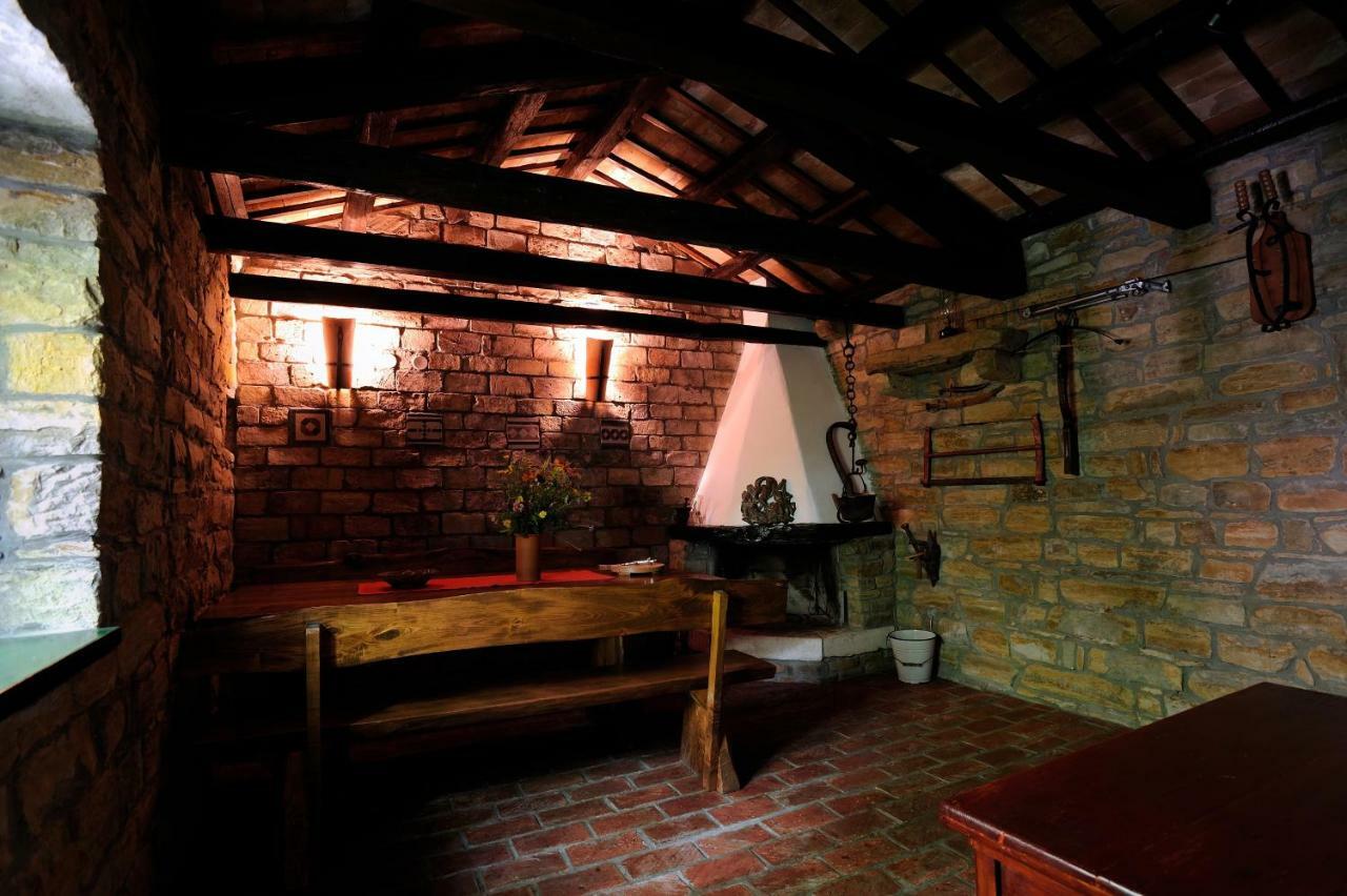 Traditional Istrian Stone House Smarje  Exterior photo
